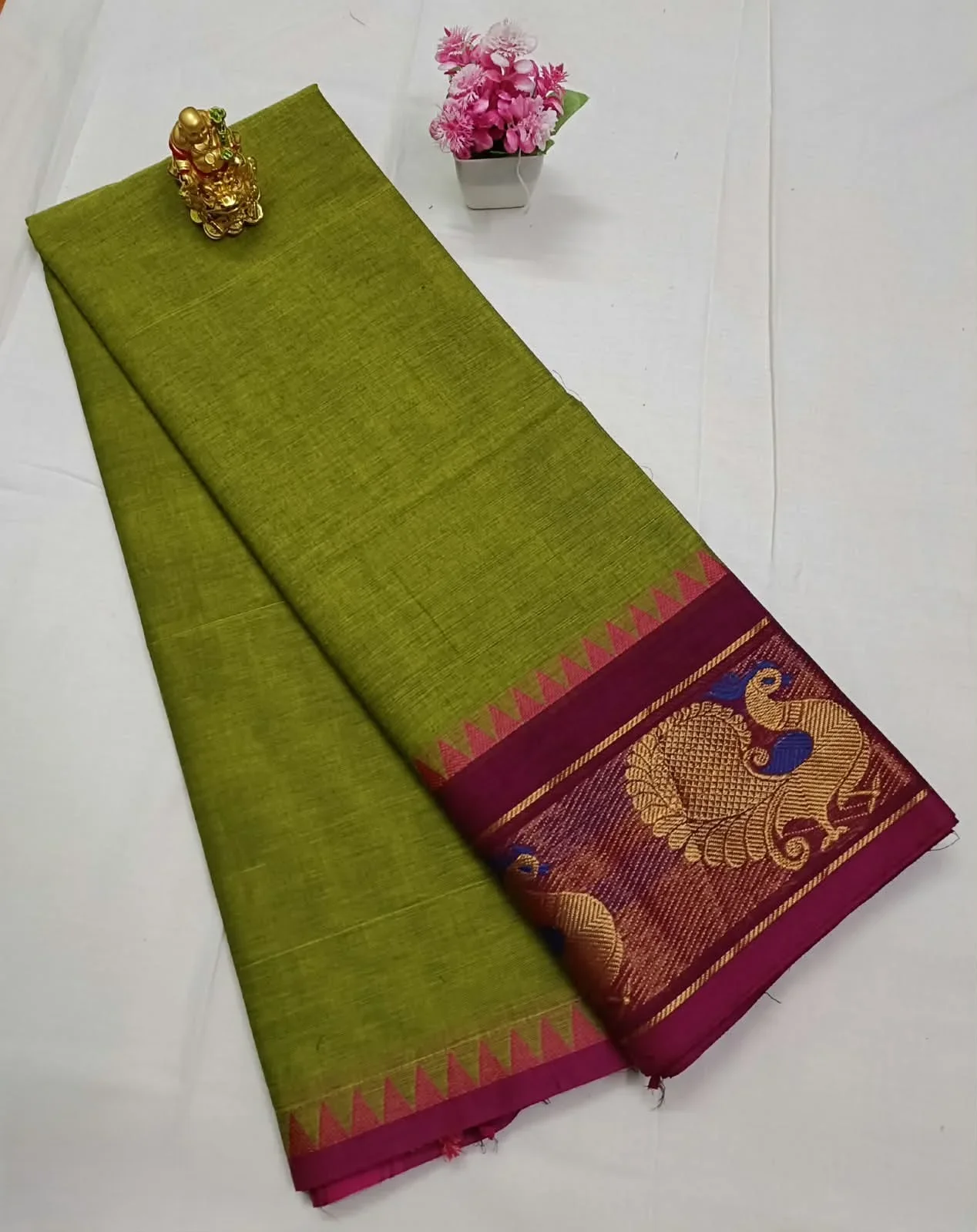 Peacock Border Kanchi Cotton Zari Border Saree